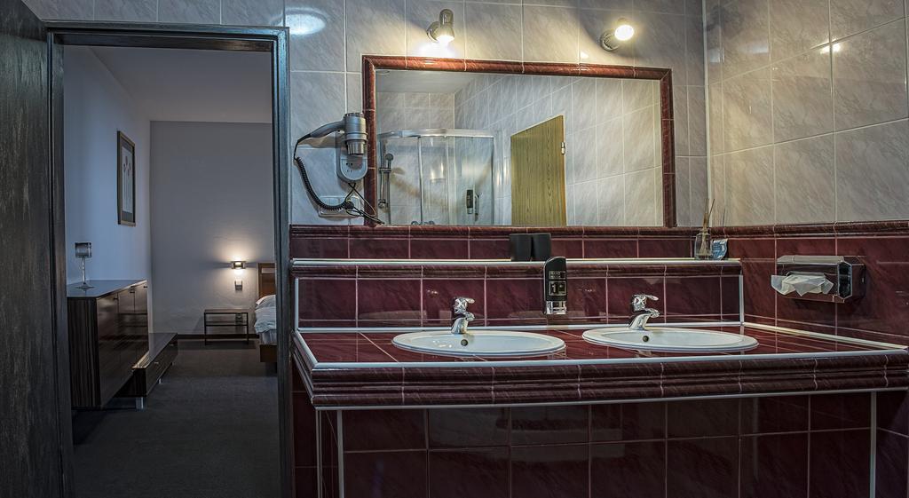 Hotel Polo Prešov Cameră foto